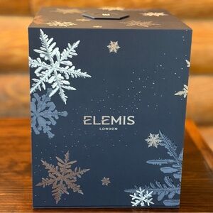 ELEMIS London Blue and Silver Snowflake Gift Box